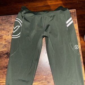 Virus EAu7 Tech Pants